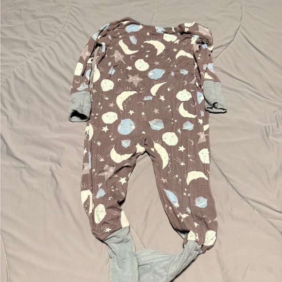 Little  sleepies moon kids One Piece 6-12 - Picture 5 of 6
